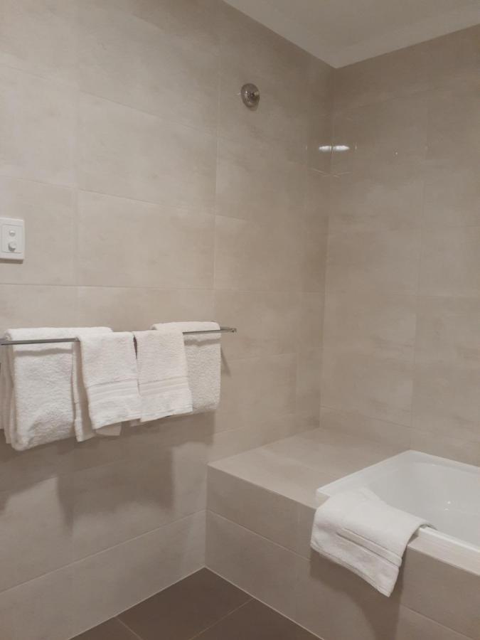 Central City Exclusive Apartments パース エクステリア 写真