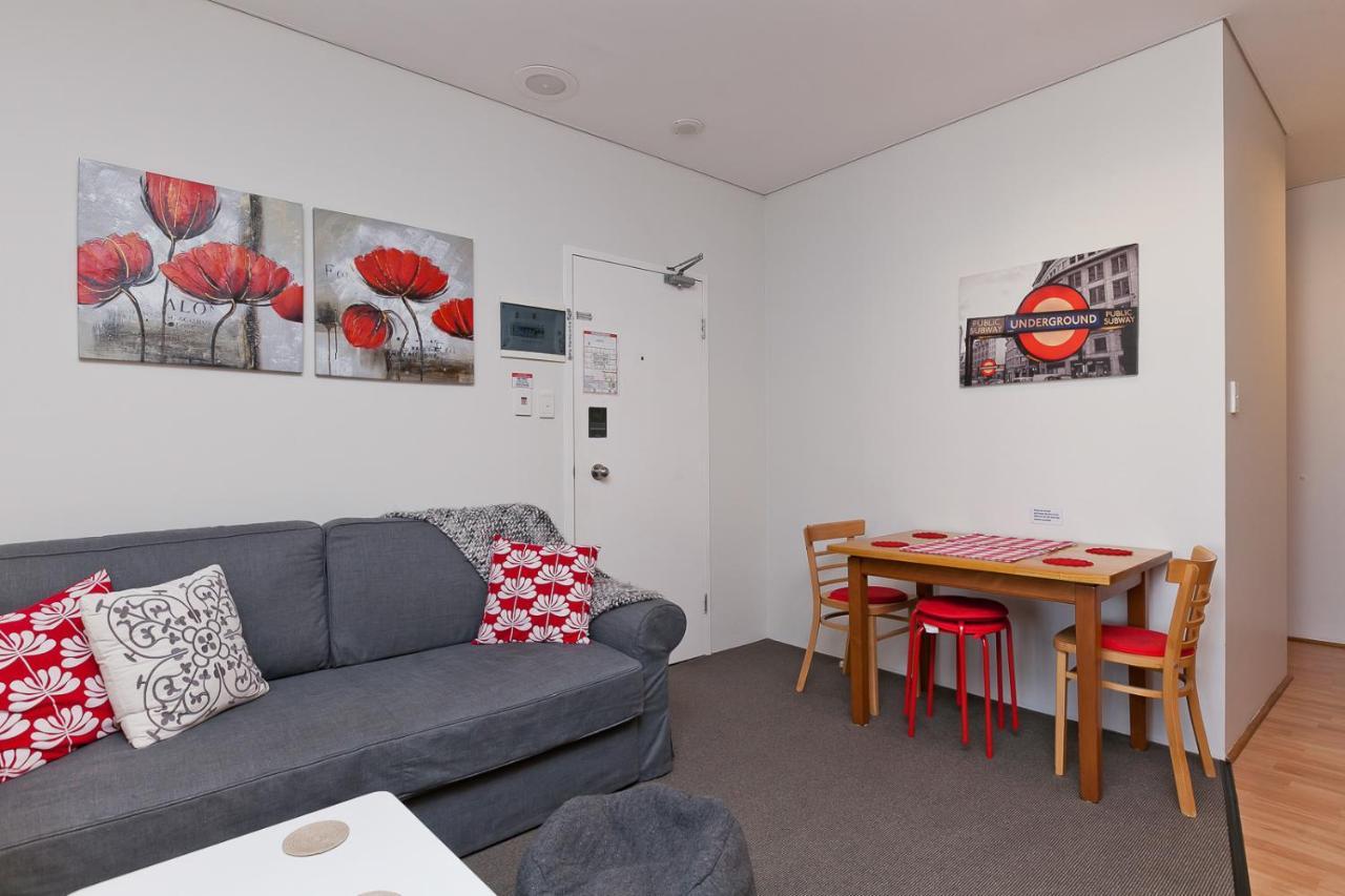 Central City Exclusive Apartments パース エクステリア 写真