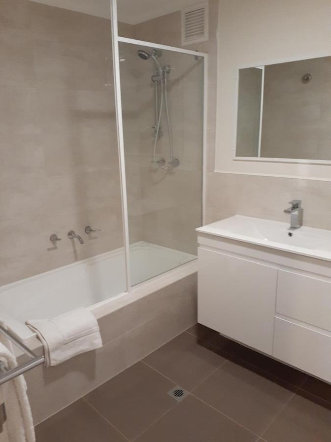Central City Exclusive Apartments パース エクステリア 写真